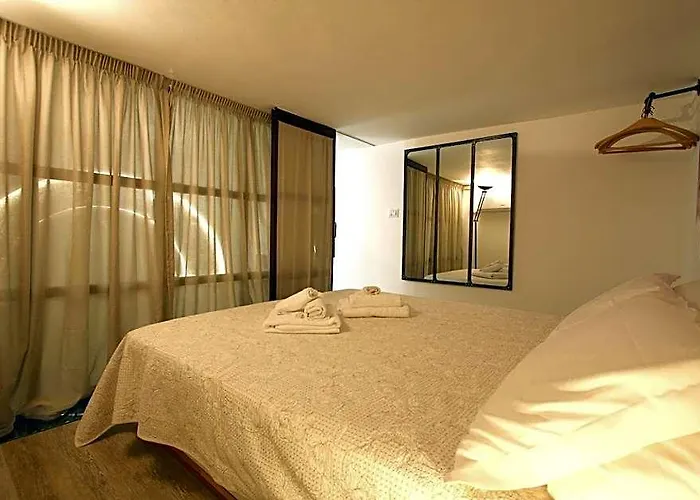 דירה Monti House